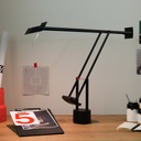 LAMPARA DE MESA LED 3,3W TIZIO ARTEMIDE.