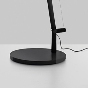 BASE DEMETRA TABLE ARTEMIDE.