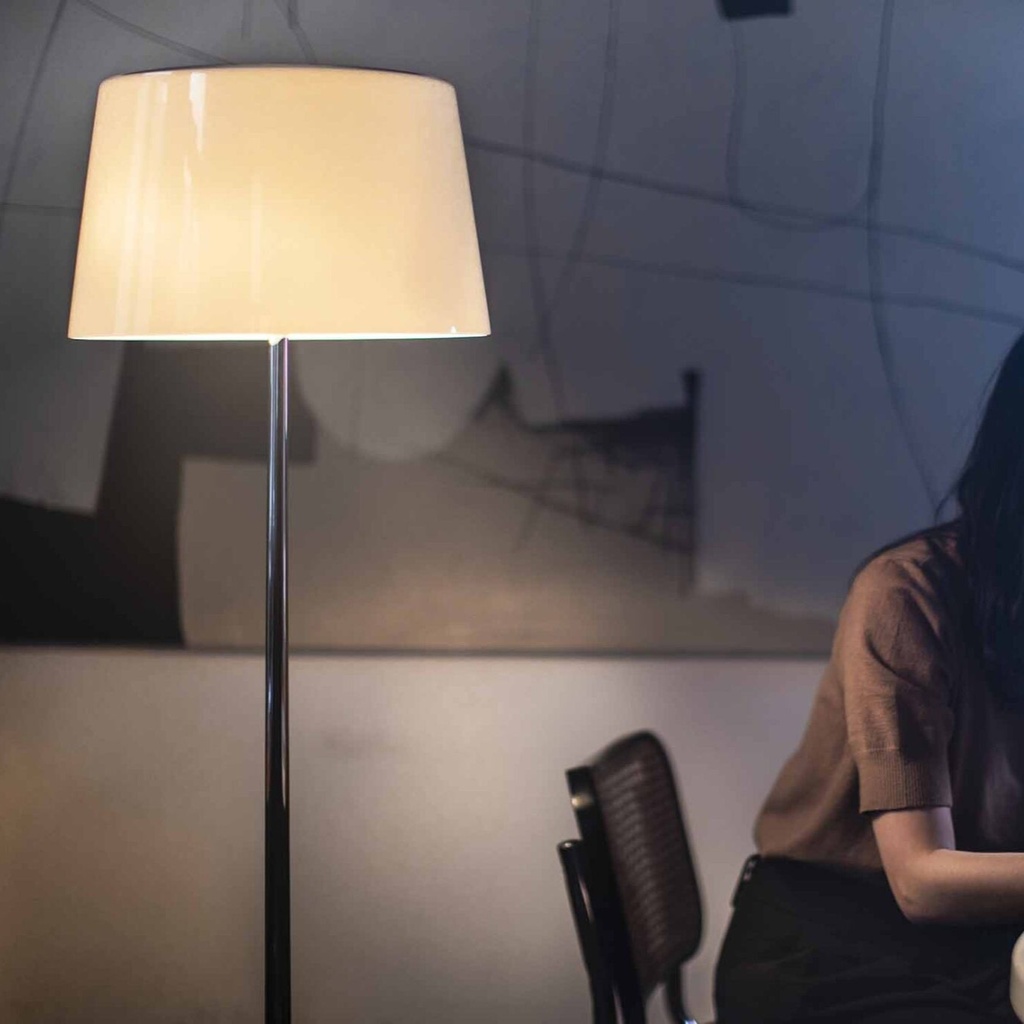 LAMPARA DE PIE LUMIERE XXL BLANCA FOSCARINI.