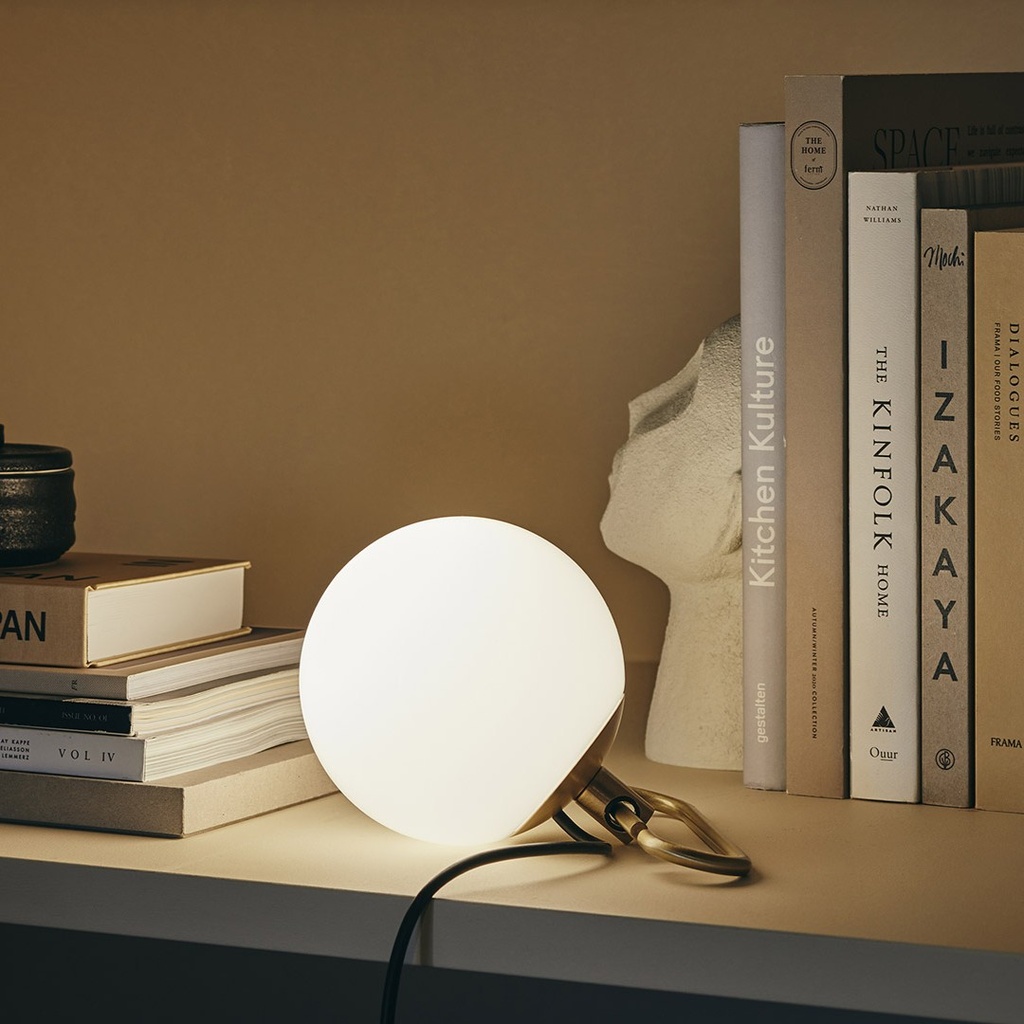 LAMPARA DE MESA NH 1217 ARTEMIDE.