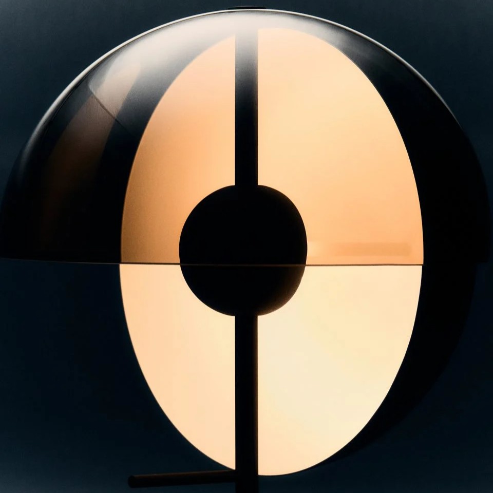 LÁMPARA DE MESA THEIA MARSET.