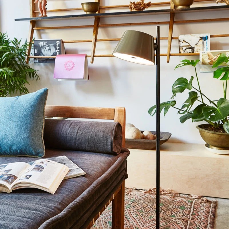 LÁMPARA DE PIE TAM TAM P MARSET.