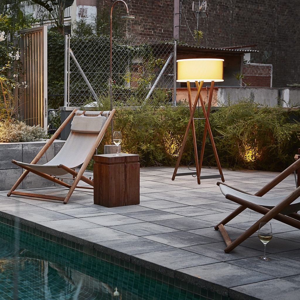 LÁMPARA DE PIE CALA 140 IP65 MARSET.