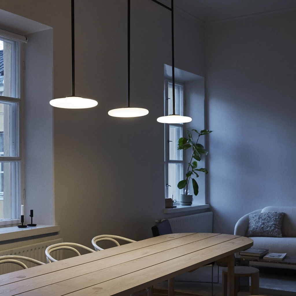 COLGANTE IHANA MARSET.