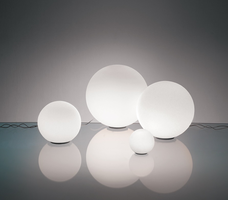 DIOSCURI TAVOLO 42 ARTEMIDE.