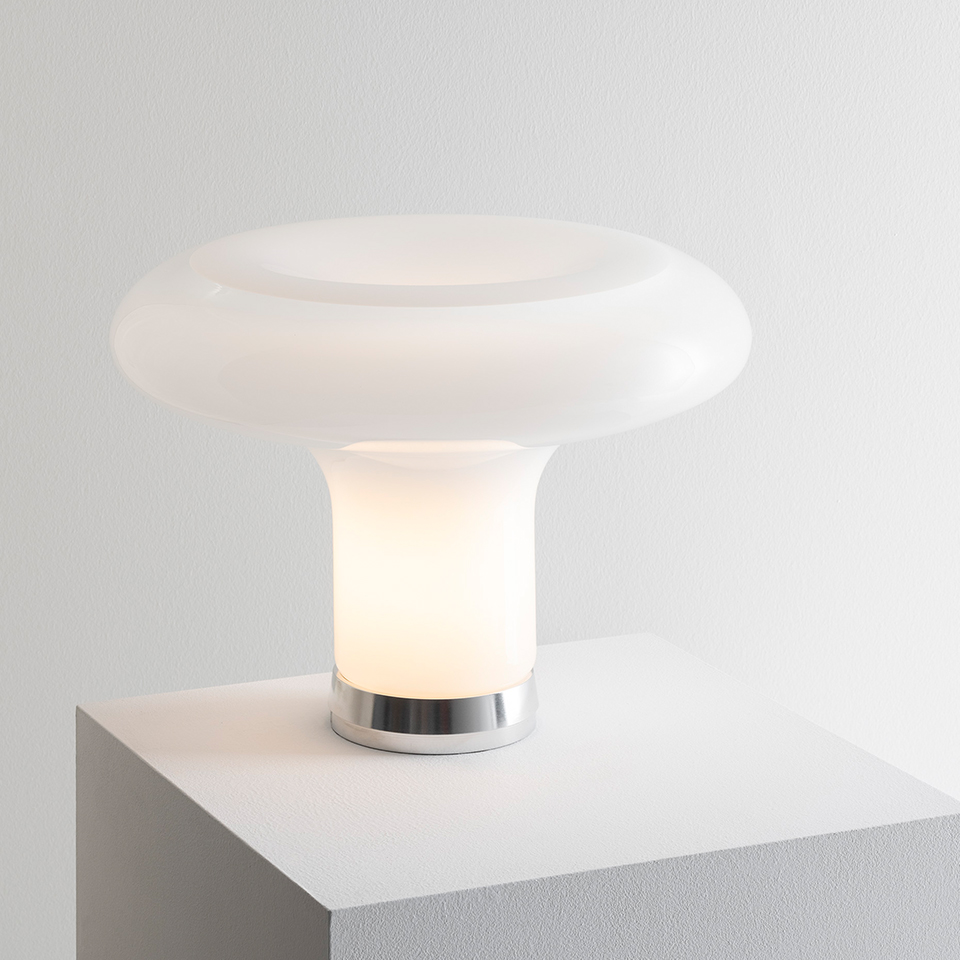[510054010A] LAMPARA DE MESA LESBO ARTEMIDE.
