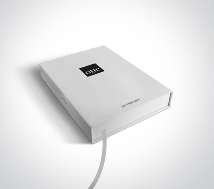 CAJA EXPOSITORA P/ CINTAS LED ONE LIGHT.