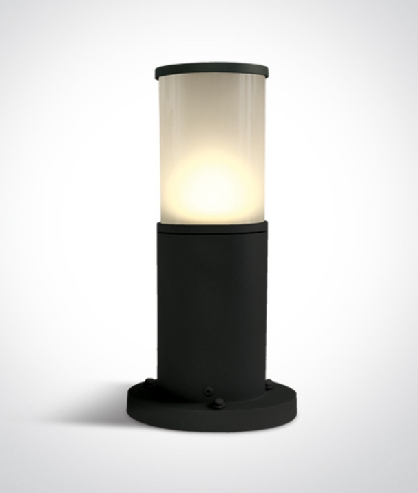 [267100B] BOLARDO CIL. 1xE27 MAX.20W IP54 ONE LIGHT. (Negro)