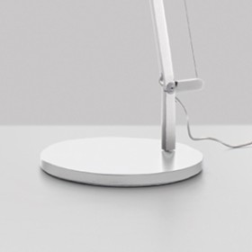 BASE DEMETRA TABLE ARTEMIDE.