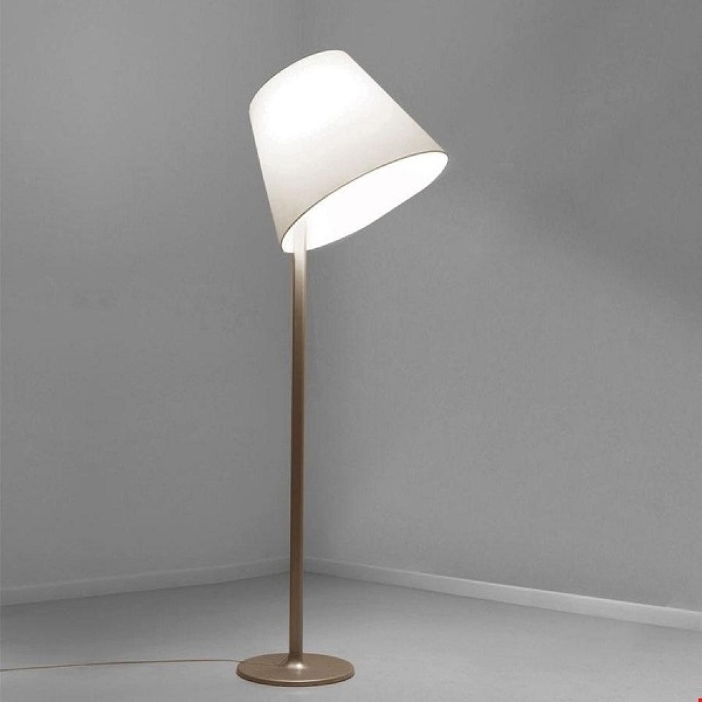 [510577020A] LAMPARA DE PIE MELAMPO MEGA TERRA ARTEMIDE. (Bronce)