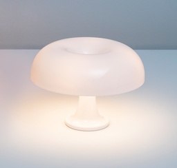 NESSINO T ARTEMIDE.